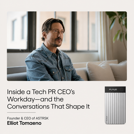 Elliot Tomaeno, CEO of ASTRSK, alongside a silver Plaud Note Pro AI voice recorder.